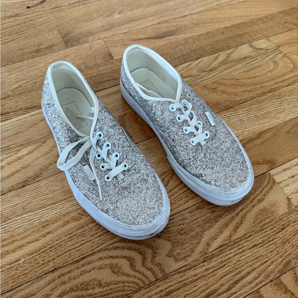 Vans Women 7.0 Sneaker Shoe Silver Glitter Sparkle
